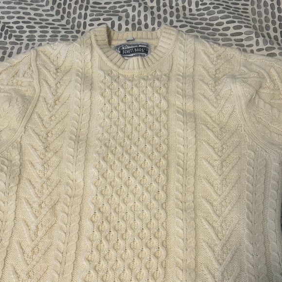 Schott NYC cream colored cableknit wool sweater size small - Picture 2 of 4